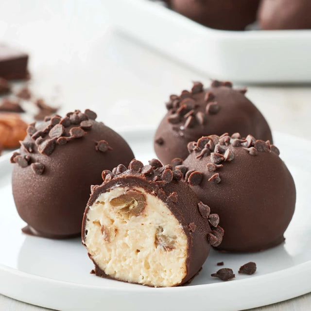 Pralines and Cream Cheesecake Bites